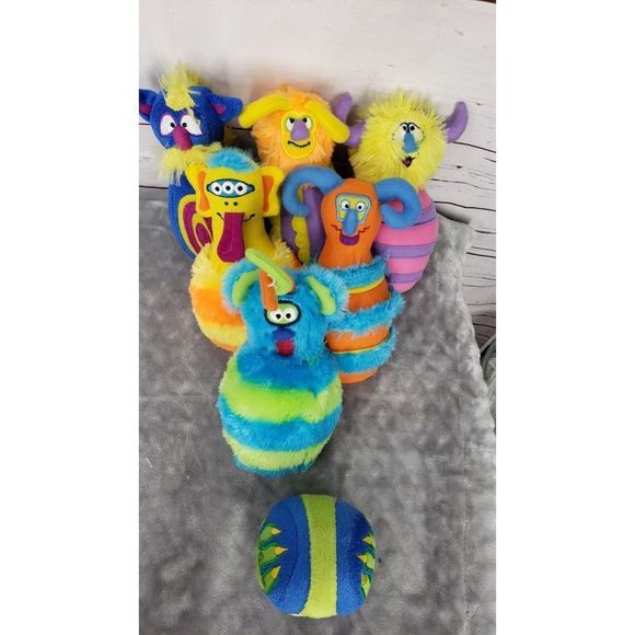 Monster Wacky Bowling‎ Set 6 Furry Funky Pins Beast Ball Preschool Kids - Picture 4 of 7